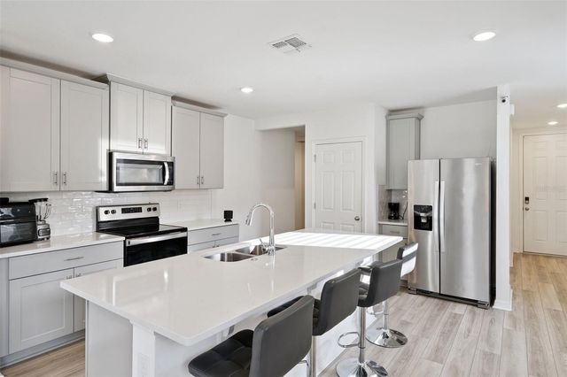 6028 BIMINI AVENUE, Haines City, FL 33844