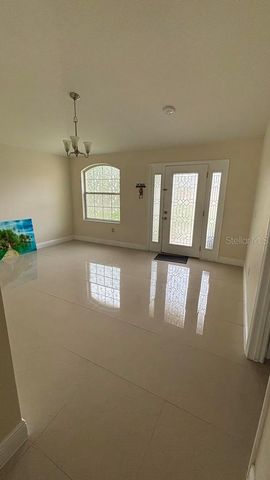 6810 N WILLOW AVENUE, Tampa, FL 33604