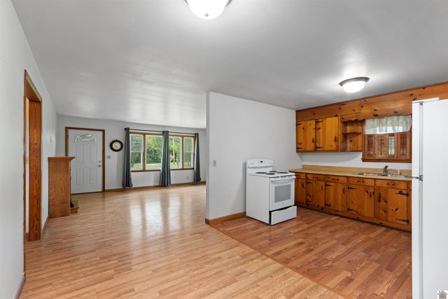 7610 Aurora Hwy, Benton, KY 42025