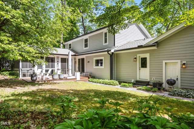 8 Sedgewood Road, Chapel Hill, NC 27514
