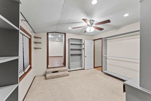 11661 Oak Hills Drive, Bentonville, AR 72712