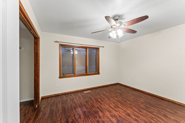 11661 Oak Hills Drive, Bentonville, AR 72712