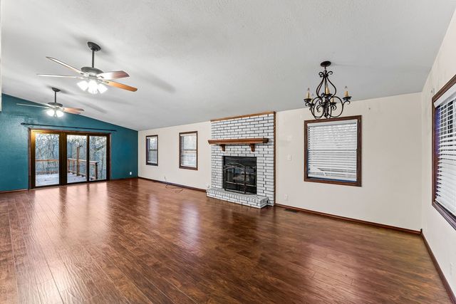 11661 Oak Hills Drive, Bentonville, AR 72712