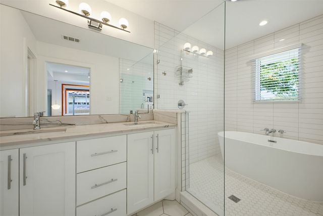 6415 Mercedes Avenue, Dallas, TX 75214