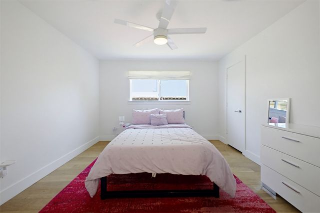6415 Mercedes Avenue, Dallas, TX 75214