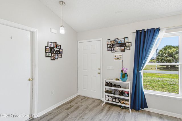 1181 Larkspur Street SE, Palm Bay, FL 32909