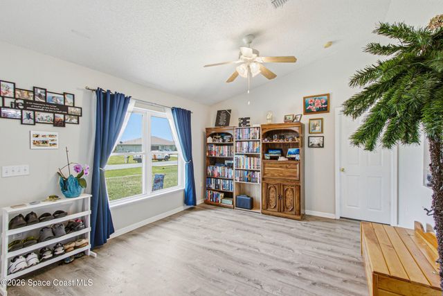 1181 Larkspur Street SE, Palm Bay, FL 32909