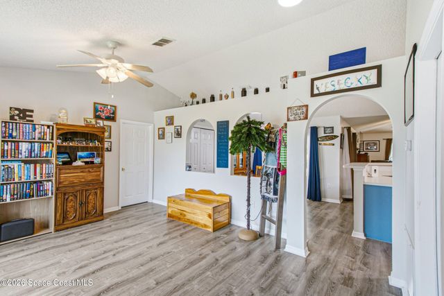 1181 Larkspur Street SE, Palm Bay, FL 32909