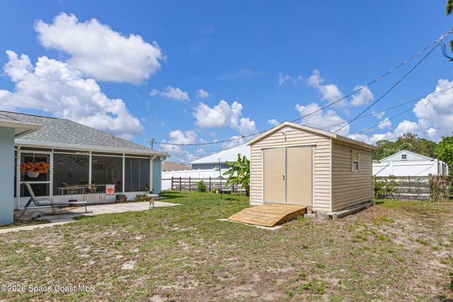 1181 Larkspur Street SE, Palm Bay, FL 32909