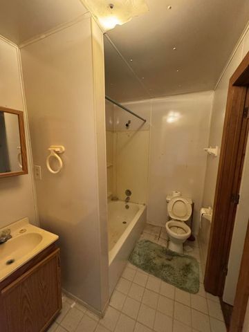 1723 W Chestnut Street, Springfield, MO 65802