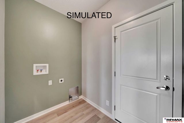 951 W Avondale Street, Lincoln, NE 68523