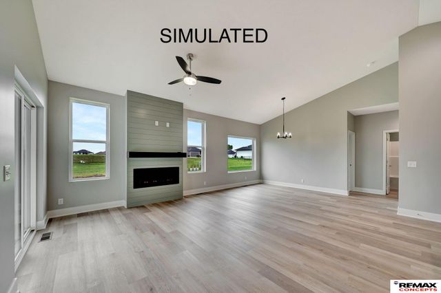 951 W Avondale Street, Lincoln, NE 68523