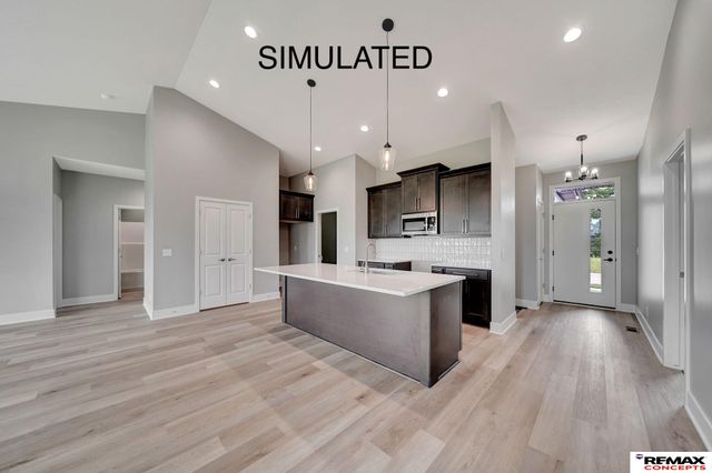 951 W Avondale Street, Lincoln, NE 68523