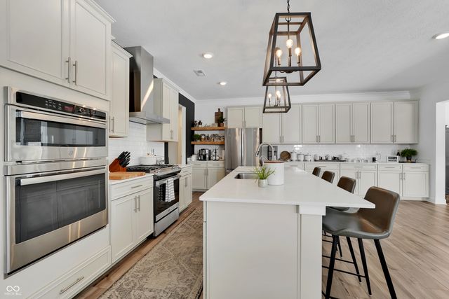 4137 Grange Drive, Bargersville, IN 46106