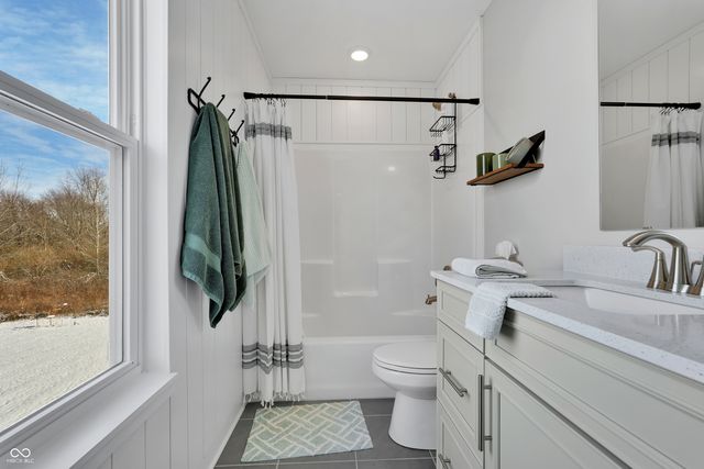 4137 Grange Drive, Bargersville, IN 46106