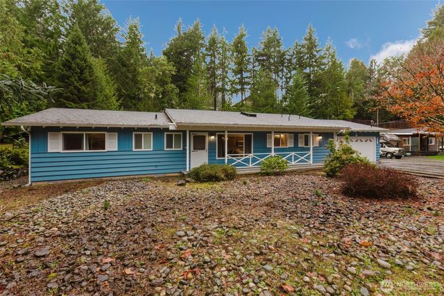 9641 Priddy Vista Road NW, Seabeck, WA 98380
