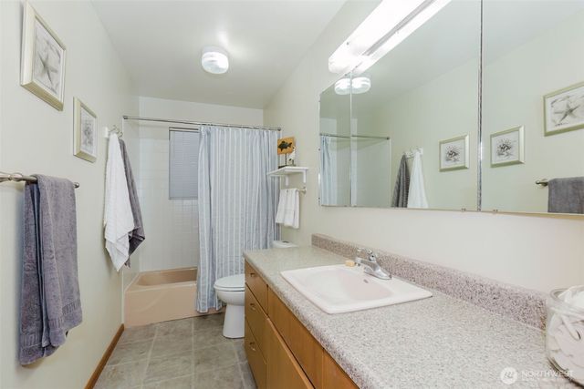 9641 Priddy Vista Road NW, Seabeck, WA 98380