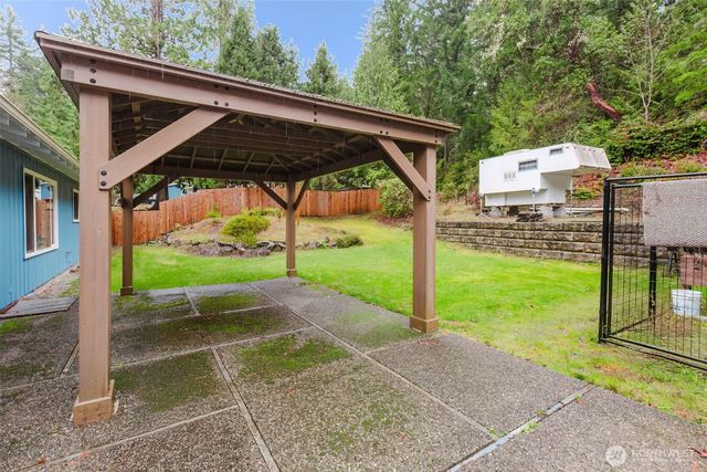 9641 Priddy Vista Road NW, Seabeck, WA 98380