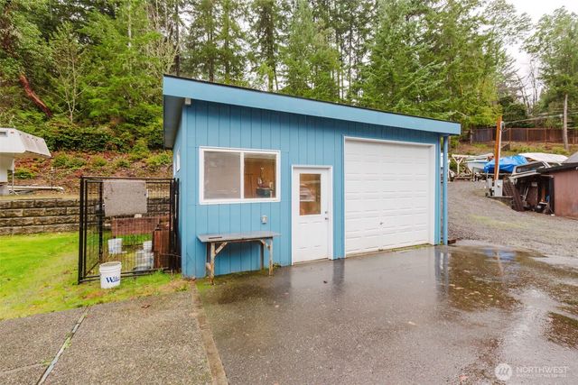 9641 Priddy Vista Road NW, Seabeck, WA 98380