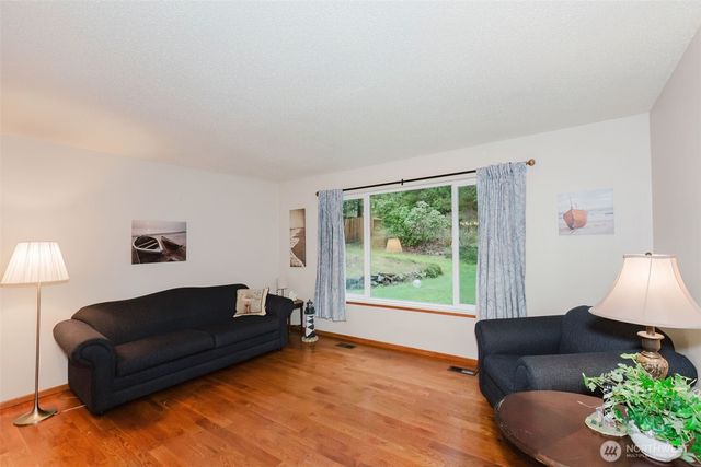 9641 Priddy Vista Road NW, Seabeck, WA 98380