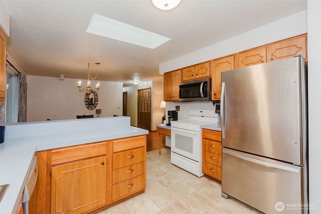 9641 Priddy Vista Road NW, Seabeck, WA 98380