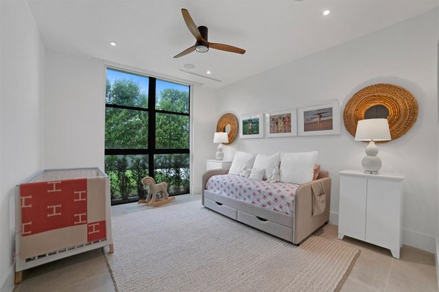 4444 Washington Road, West Palm Beach, FL 33405