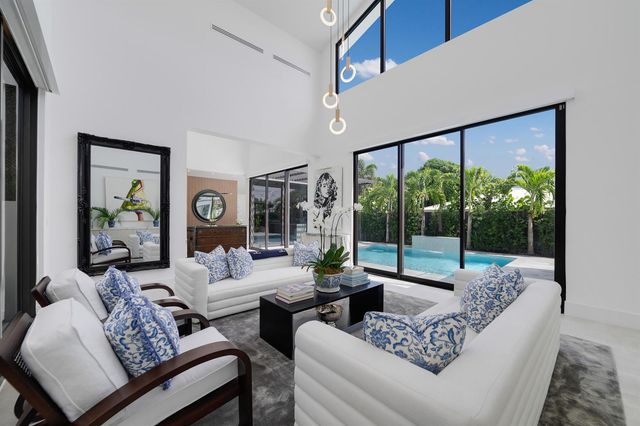 4444 Washington Road, West Palm Beach, FL 33405
