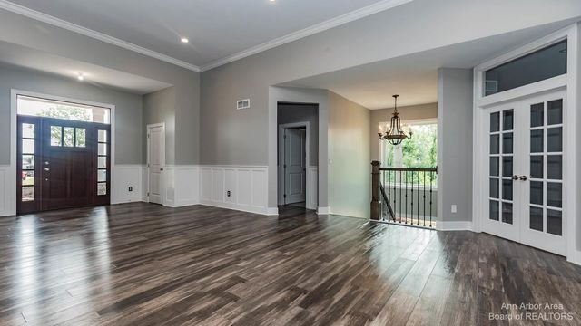 4262 Duck Dr., Ann Arbor, MI 48103