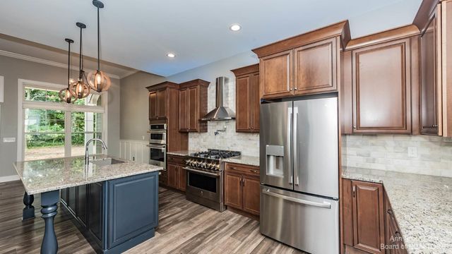 4262 Duck Dr., Ann Arbor, MI 48103