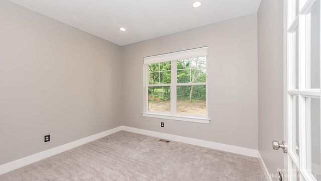 4262 Duck Dr., Ann Arbor, MI 48103