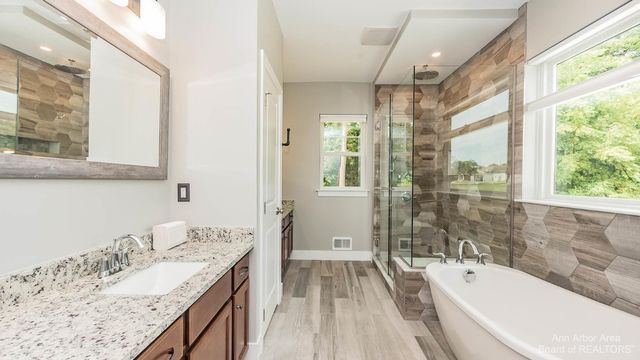 4262 Duck Dr., Ann Arbor, MI 48103