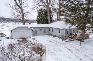 15899 Lakeview Drive, Buchanan Twp, MI 49107