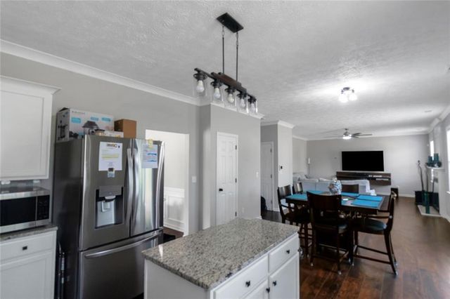 3152 Spruce Way, Atlanta, GA 30349