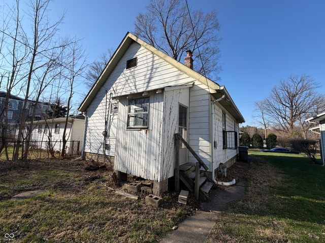 321 W 32nd Street, Indianapolis, IN 46208