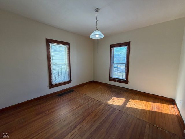 321 W 32nd Street, Indianapolis, IN 46208