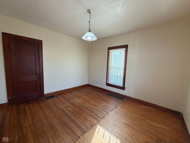 321 W 32nd Street, Indianapolis, IN 46208