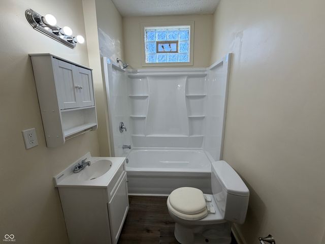 321 W 32nd Street, Indianapolis, IN 46208