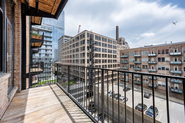 625 W Jackson Boulevard 606, Chicago, IL 60661
