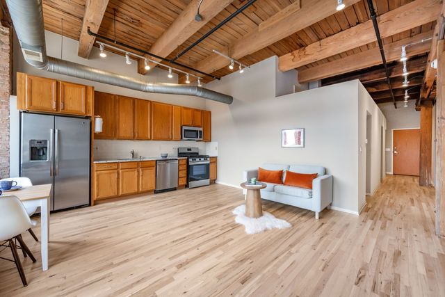 625 W Jackson Boulevard 606, Chicago, IL 60661