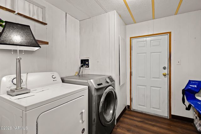 26 Leisure Hill Rd, Yakima, WA 98903