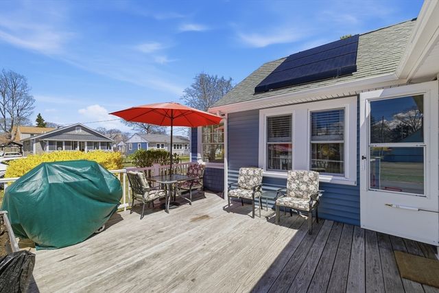 6 Birch St, Wareham, MA 02571