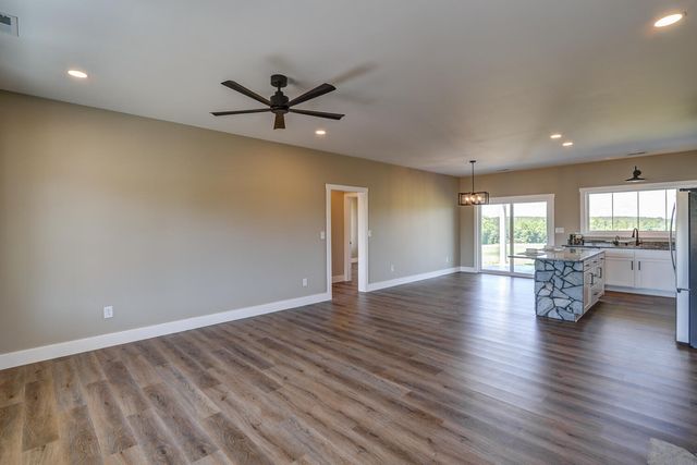 8607 Virginia Byway, Bedford, VA 24523