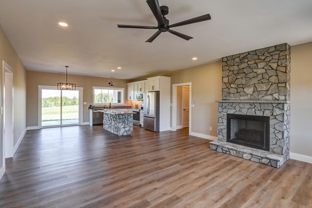 8607 Virginia Byway, Bedford, VA 24523