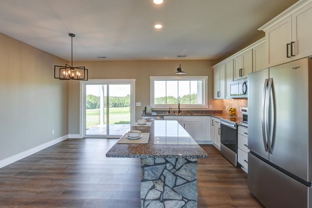 8607 Virginia Byway, Bedford, VA 24523