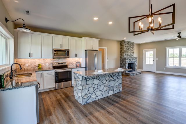 8607 Virginia Byway, Bedford, VA 24523