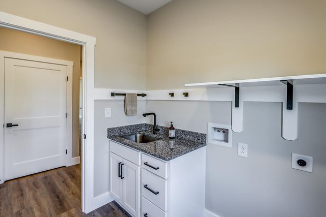8607 Virginia Byway, Bedford, VA 24523