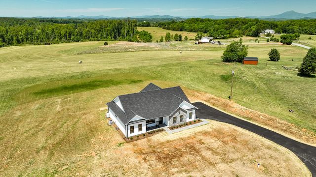 8607 Virginia Byway, Bedford, VA 24523