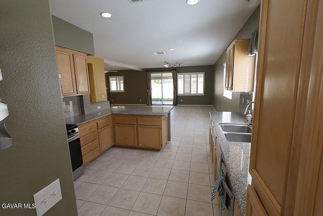 2623 Taft Lane, Palmdale, CA 93551