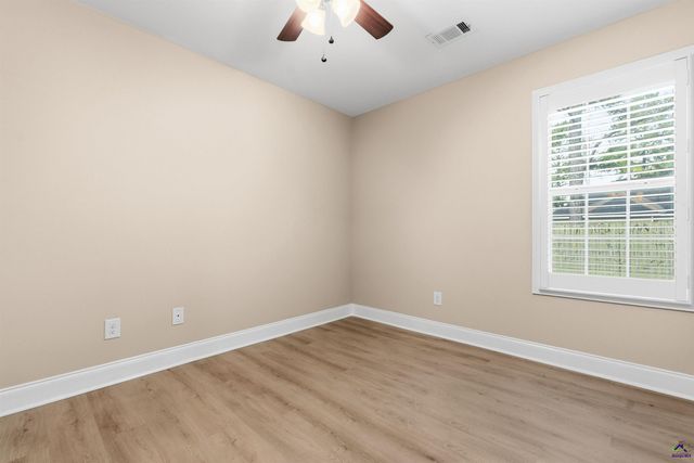 102 Steerwood, Perry, GA 31069