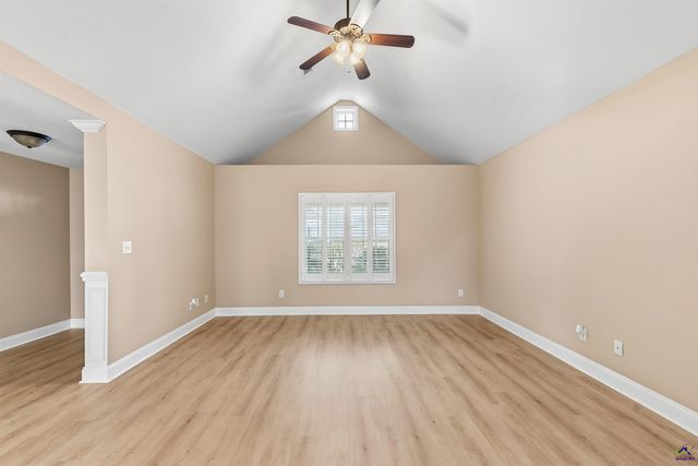 102 Steerwood, Perry, GA 31069